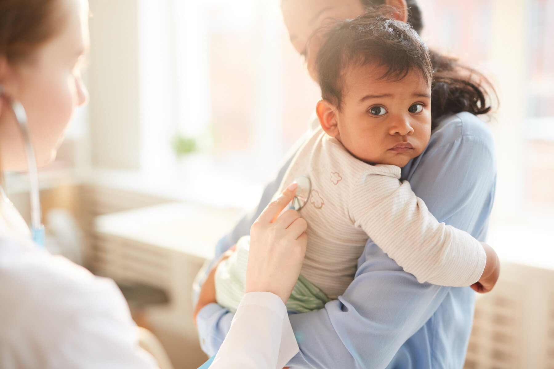 sites/corian-us.telkeadev.lu/IMG/jpg/stock-photo-baby-and-doctor-istock-1160196463-compressed.jpg